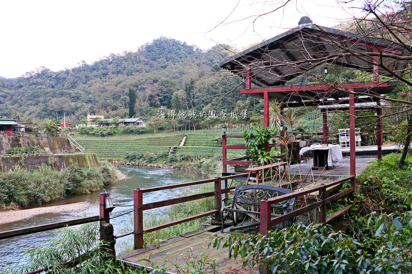 三貂嶺河畔老宅咖啡廳「養沁咖啡」超平價手沖咖啡、肉桂捲、手做甜點、菜單價位
