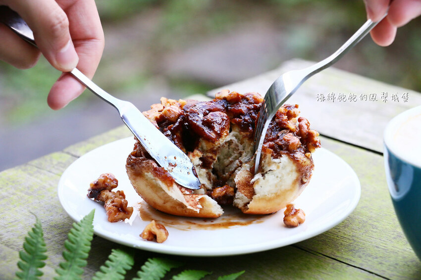 三貂嶺河畔老宅咖啡廳「養沁咖啡」超平價手沖咖啡、肉桂捲、手做甜點、菜單價位