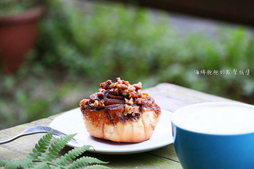 三貂嶺河畔老宅咖啡廳「養沁咖啡」超平價手沖咖啡、肉桂捲、手做甜點、菜單價位