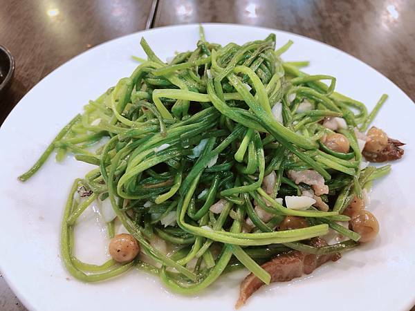 台北美食/民權西路站 魚港生猛海鮮 炒豬肝/椒鹽雞軟骨