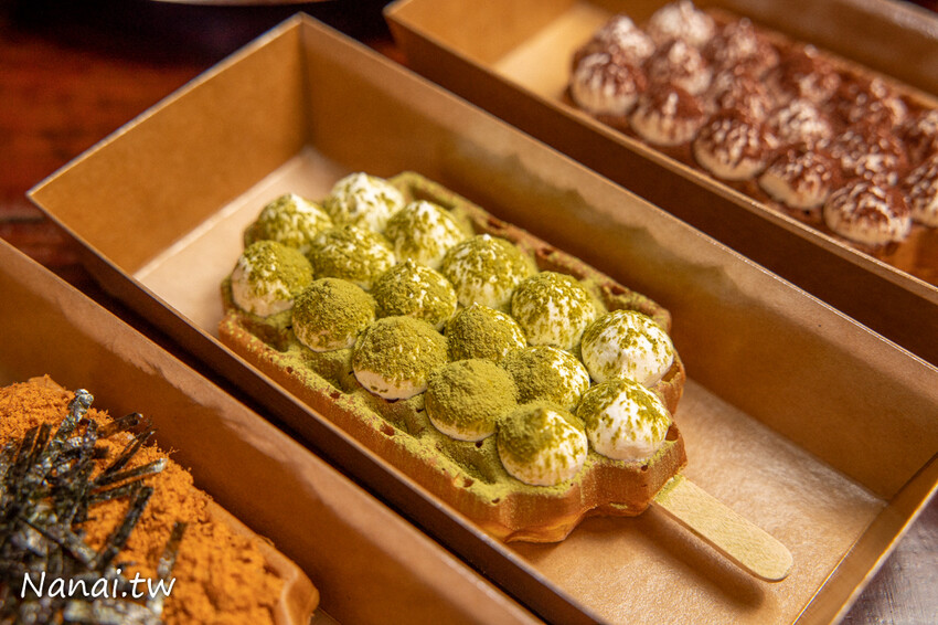 不用百元吃到冰棒棍鬆餅!必點牛油太陽蛋,爆漿QQ球好喝又過癮,還有紅油鮮蝦雲吞撈烏龍也很多人翻牌!