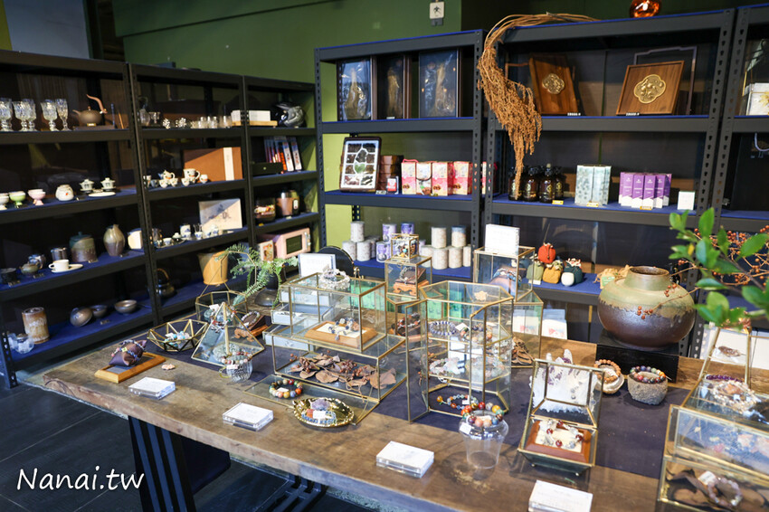 不用百元吃到冰棒棍鬆餅!必點牛油太陽蛋,爆漿QQ球好喝又過癮,還有紅油鮮蝦雲吞撈烏龍也很多人翻牌!