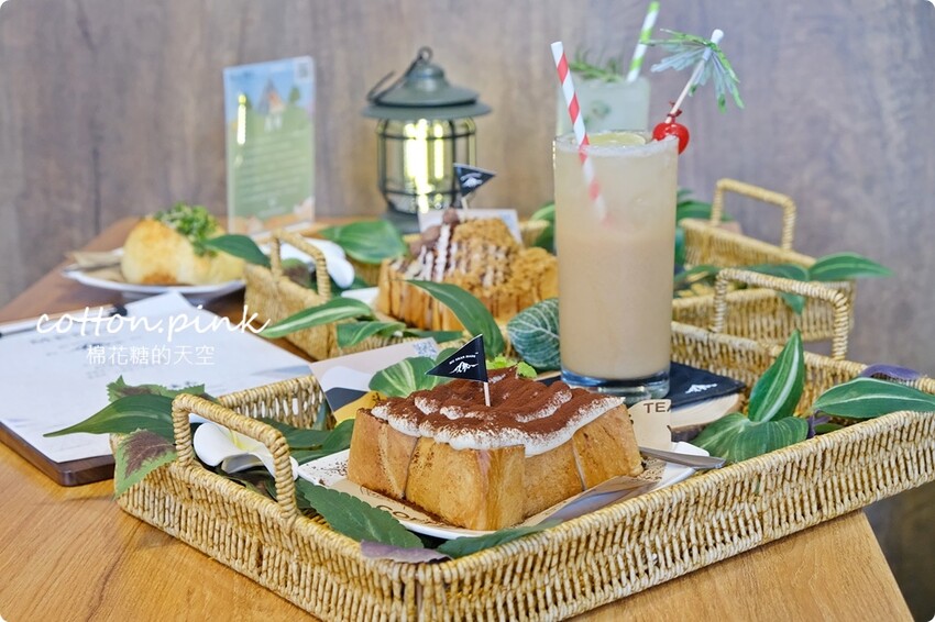台中麵包店裡就能野餐?!沐山麵包露營風下午茶生吐司吃起來 - 棉花糖的天空