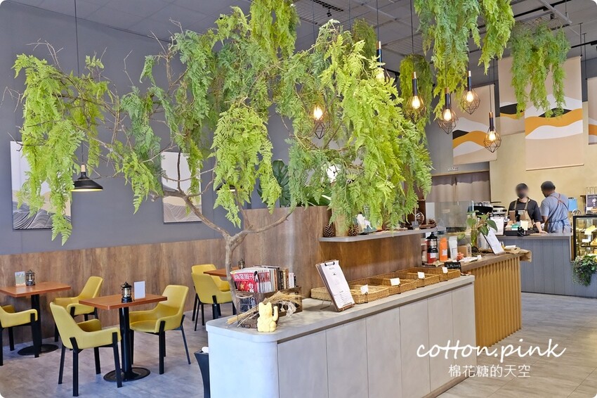 台中麵包店裡就能野餐?!沐山麵包露營風下午茶生吐司吃起來 - 棉花糖的天空