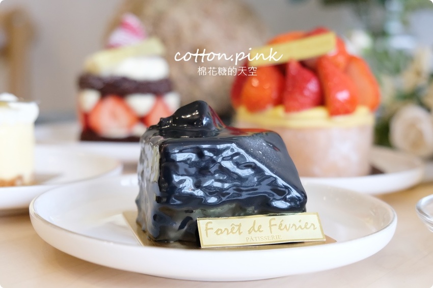 台中人氣甜點重新開幕!手工喜餅粉嫩嫩新包裝上市~提早一年預定比較穩!法式甜點限量供應中! - 棉花糖的天空