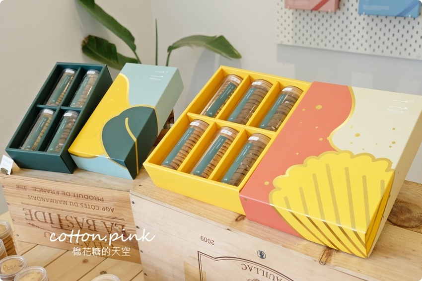 台中人氣甜點重新開幕!手工喜餅粉嫩嫩新包裝上市~提早一年預定比較穩!法式甜點限量供應中! - 棉花糖的天空