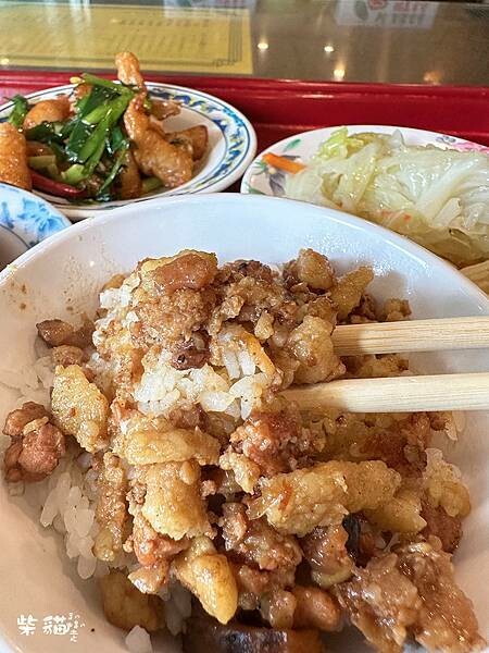 【台北】丸林魯肉飯｜飄香四十六個年頭魯肉飯，現打果汁必點｜柴