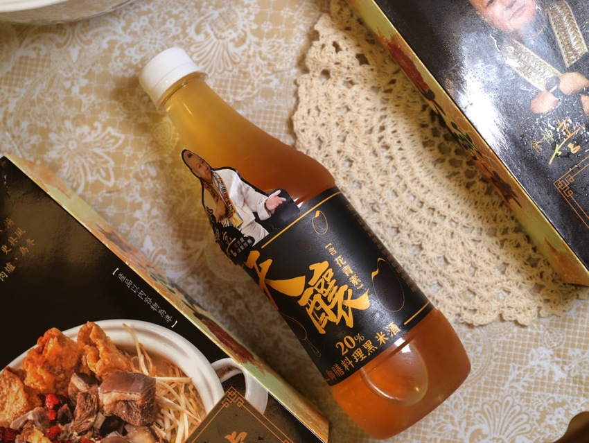 大富貴餐廳-獨門料理包：讓你在家就能輕鬆享受中華食神寶師傅的獨家紅燒豆腐乳羊肉爐、至尊火焰燜鵝料理/全台宅配 - 進食的巨鼠