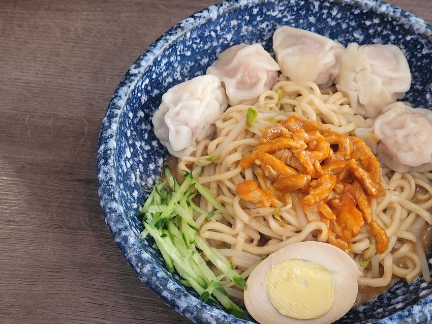 【港式料理】港島主麵  港式雲吞撈麵 在台 港式餐廳少見的口味料理 清大學生必吃 觀光必來享用的美食🤤