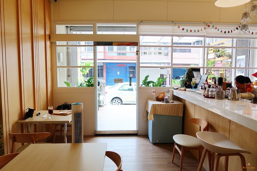 (屏東內埔) 紅駒咖啡 Red Maxima Coffee / 手沖單品咖啡平價划算且老闆親切的咖啡館