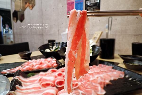 桃園火鍋吃到飽│山崎昆布鍋物-桃園美食推薦 (藝文特區美食)-36.JPG 桃園火鍋吃到飽│山崎昆布鍋物-桃園美食推薦 (藝文特區美食)-36.JPG