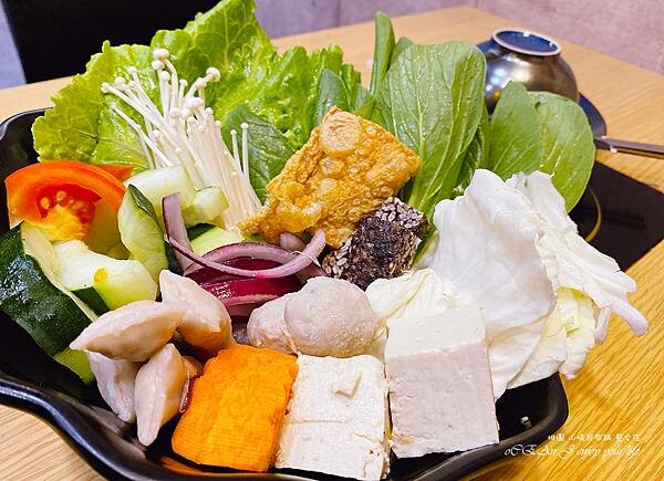 桃園火鍋吃到飽│山崎昆布鍋物-桃園美食推薦 (藝文特區美食)-12.JPG 桃園火鍋吃到飽│山崎昆布鍋物-桃園美食推薦 (藝文特區美食)-12.JPG