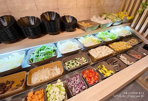 桃園火鍋吃到飽│山崎昆布鍋物-桃園美食推薦 (藝文特區美食)-11.JPG 桃園火鍋吃到飽│山崎昆布鍋物-桃園美食推薦 (藝文特區美食)-11.JPG