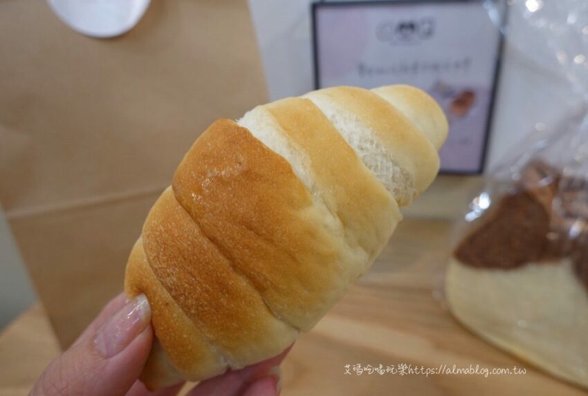 〖胖菓子pan.guozi〗不用飛到日本！桃園就有貓奴必買喵吐司．自己畫表情吃吐司更有趣．Baking Kitchen&Coffee - 艾瑪▪ 享受吃喝玩樂札記