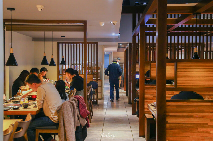 【蘆洲燒肉吃到飽】赤富士日式無煙燒肉鍋物，近百種肉品海鮮，高CP值火鍋燒烤兩吃！