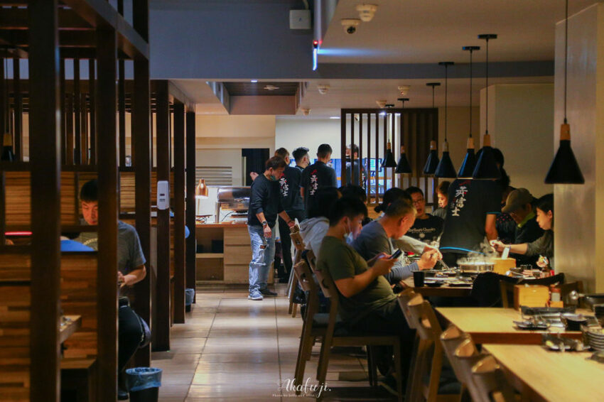 【蘆洲燒肉吃到飽】赤富士日式無煙燒肉鍋物，近百種肉品海鮮，高CP值火鍋燒烤兩吃！