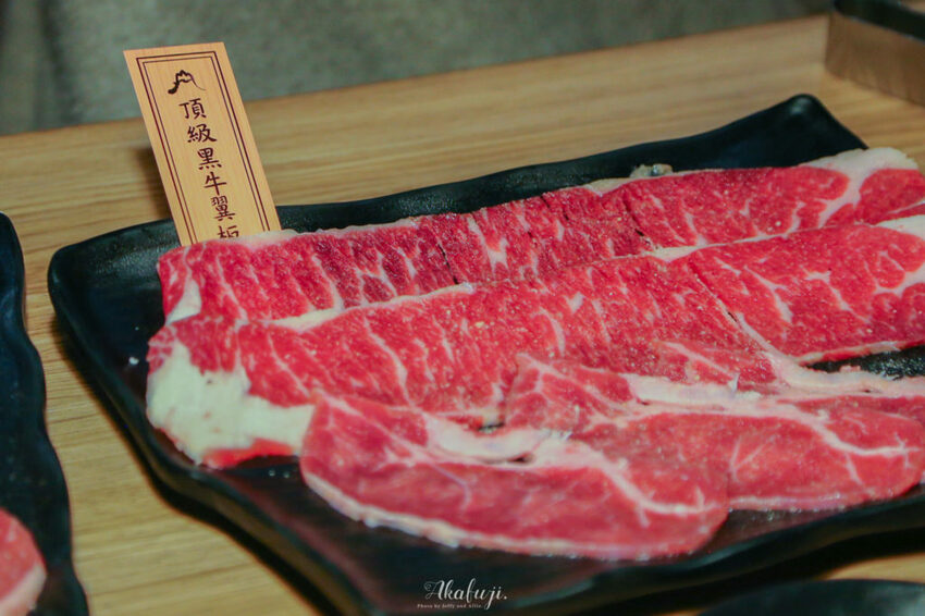 【蘆洲燒肉吃到飽】赤富士日式無煙燒肉鍋物，近百種肉品海鮮，高CP值火鍋燒烤兩吃！