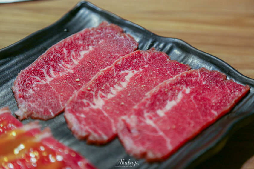 【蘆洲燒肉吃到飽】赤富士日式無煙燒肉鍋物，近百種肉品海鮮，高CP值火鍋燒烤兩吃！