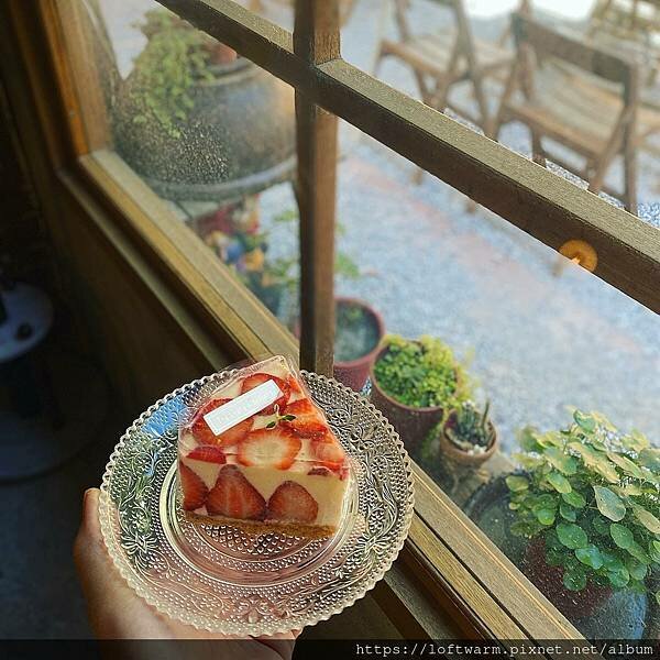 2022新竹竹北草莓蛋糕甜點推薦,精選21間在地品牌,草莓控必收藏的季節限定美食懶人包!