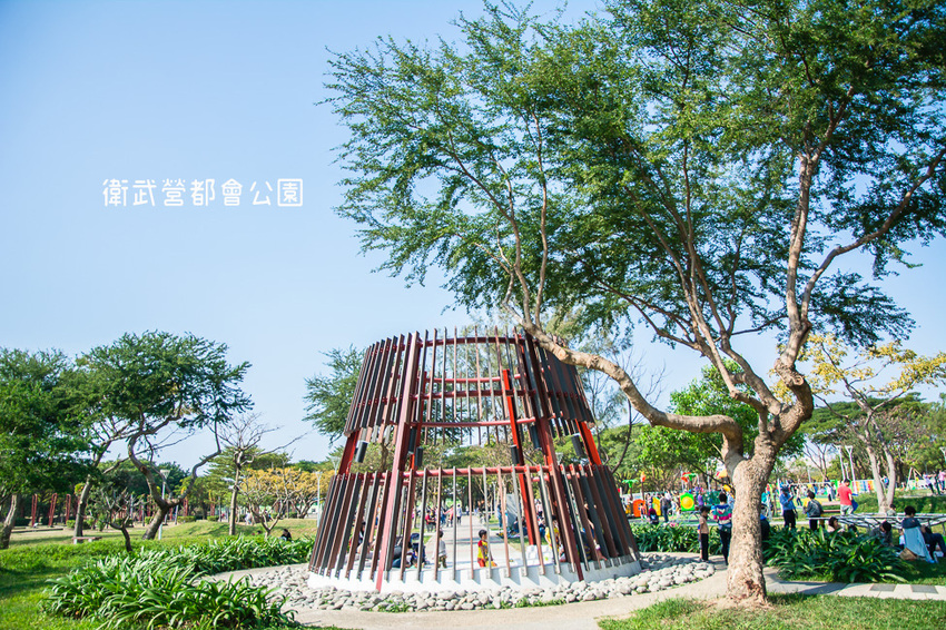 |特色公園|福山公園,高雄最新共融式兒童遊戲場,三公尺高的高低平台遊戲區、彩繪塗鴉區、砂坑等多種遊具 - Hallo!Im 婷兒