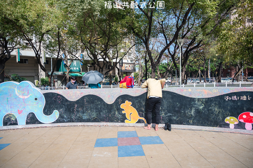 |特色公園|福山公園,高雄最新共融式兒童遊戲場,三公尺高的高低平台遊戲區、彩繪塗鴉區、砂坑等多種遊具 - Hallo!Im 婷兒