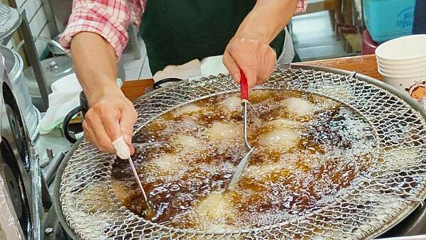 【台北美食】阿財彰化肉圓|還沒有中午12點就賣光光的爆人氣肉圓店