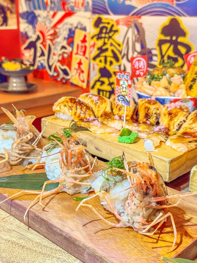 台中南區最浮誇日料來了！堆成山的超爆量平價日式料理及鮭魚吃到爽！ | PopDaily 波波黛莉