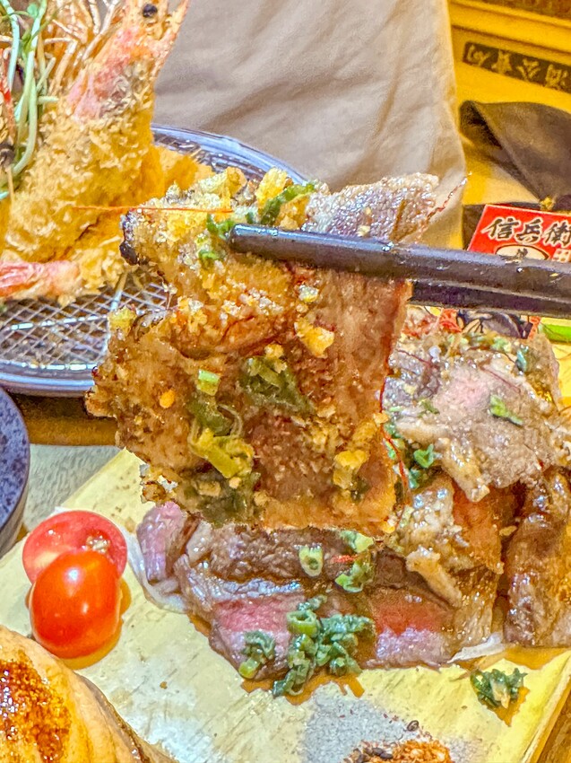 台中南區最浮誇日料來了！堆成山的超爆量平價日式料理及鮭魚吃到爽！ | PopDaily 波波黛莉