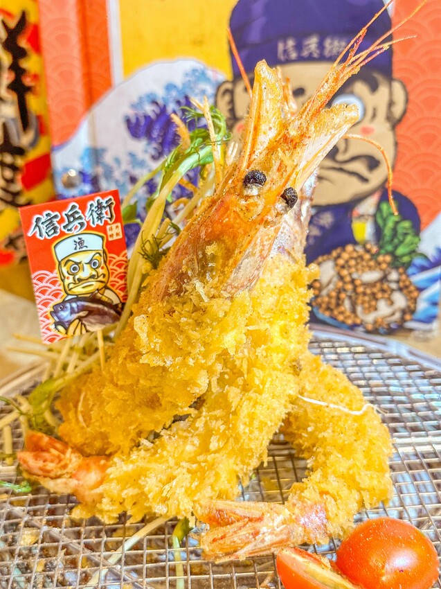 台中南區最浮誇日料來了！堆成山的超爆量平價日式料理及鮭魚吃到爽！ | PopDaily 波波黛莉