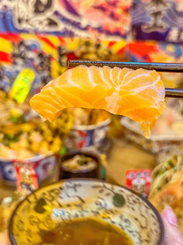台中南區最浮誇日料來了！堆成山的超爆量平價日式料理及鮭魚吃到爽！ | PopDaily 波波黛莉