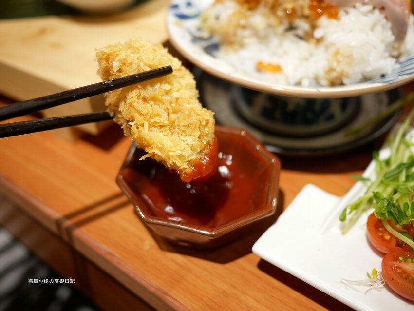 【台中南區美食】信兵衛南門町目新開幕,浮誇系爆量海鮮丼飯、握壽司、烏龍麵!超人氣日式居酒屋,內文附詳細菜單價位介紹。 @熊寶小榆の旅遊日記