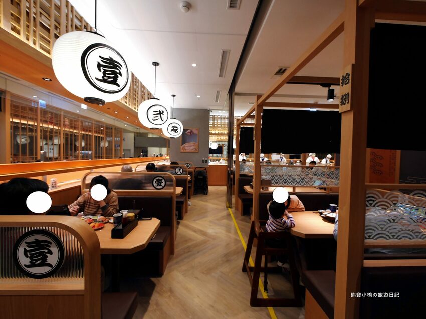 【台中西屯區美食】 合點壽司がってん寿司,台中大遠百B2美食街,海寶捲超豐富澎派來店必吃!內文附詳細菜單價位介紹。 @熊寶小榆の旅遊日記