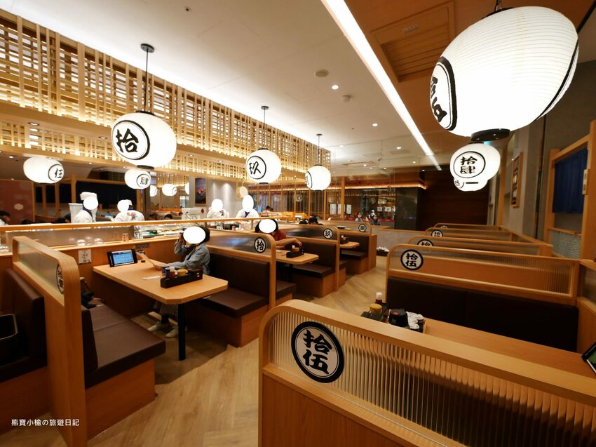 【台中西屯區美食】 合點壽司がってん寿司,台中大遠百B2美食街,海寶捲超豐富澎派來店必吃!內文附詳細菜單價位介紹。 @熊寶小榆の旅遊日記