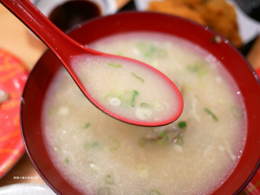 【台中西屯區美食】 合點壽司がってん寿司,台中大遠百B2美食街,海寶捲超豐富澎派來店必吃!內文附詳細菜單價位介紹。 @熊寶小榆の旅遊日記