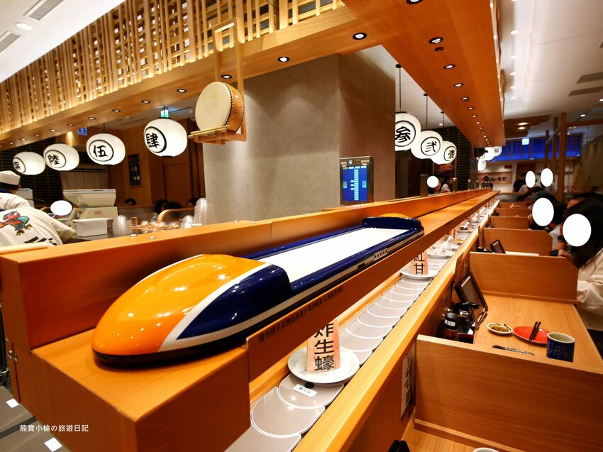 【台中西屯區美食】 合點壽司がってん寿司,台中大遠百B2美食街,海寶捲超豐富澎派來店必吃!內文附詳細菜單價位介紹。 @熊寶小榆の旅遊日記