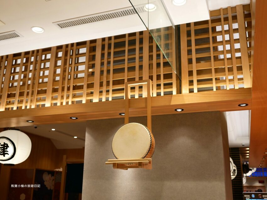 【台中西屯區美食】 合點壽司がってん寿司,台中大遠百B2美食街,海寶捲超豐富澎派來店必吃!內文附詳細菜單價位介紹。 @熊寶小榆の旅遊日記