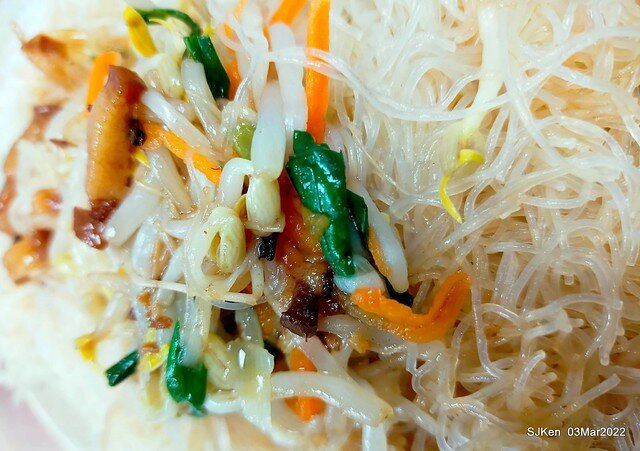 (北捷市政府站附近美食)「大鼎昌吉街豬血湯」忠孝永吉店(Pork blood soup, fish & peanuts, fried rice noodle store), SJKen, Taipei, Taiwan, Mar 3, 2022.