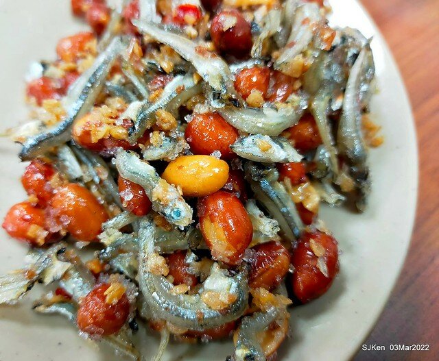 (北捷市政府站附近美食)「大鼎昌吉街豬血湯」忠孝永吉店(Pork blood soup, fish & peanuts, fried rice noodle store), SJKen, Taipei, Taiwan, Mar 3, 2022.