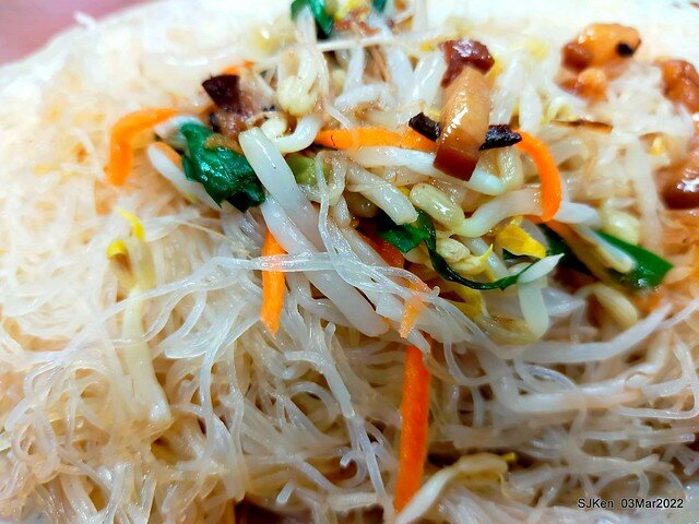 (北捷市政府站附近美食)「大鼎昌吉街豬血湯」忠孝永吉店(Pork blood soup, fish & peanuts, fried rice noodle store), SJKen, Taipei, Taiwan, Mar 3, 2022.