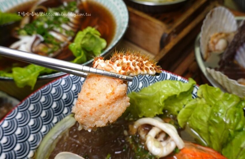 〖蒸愛炊〗旗津來的霸氣海鮮！打卡名菜“扇貝花”、20公分海大蝦、新推出“整尾大花枝 - 艾瑪▪ 享受吃喝玩樂札記