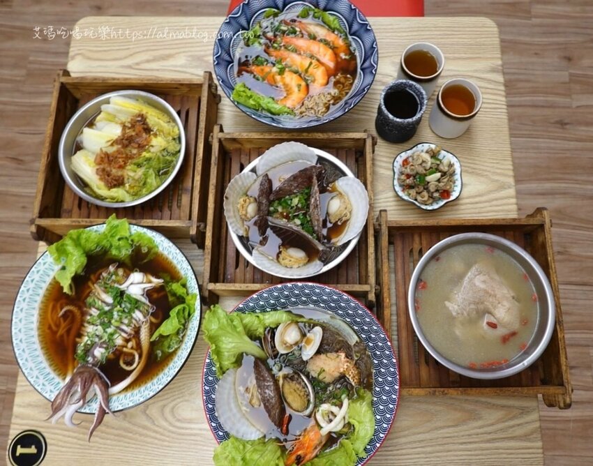 〖蒸愛炊〗旗津來的霸氣海鮮！打卡名菜“扇貝花”、20公分海大蝦、新推出“整尾大花枝 - 艾瑪▪ 享受吃喝玩樂札記