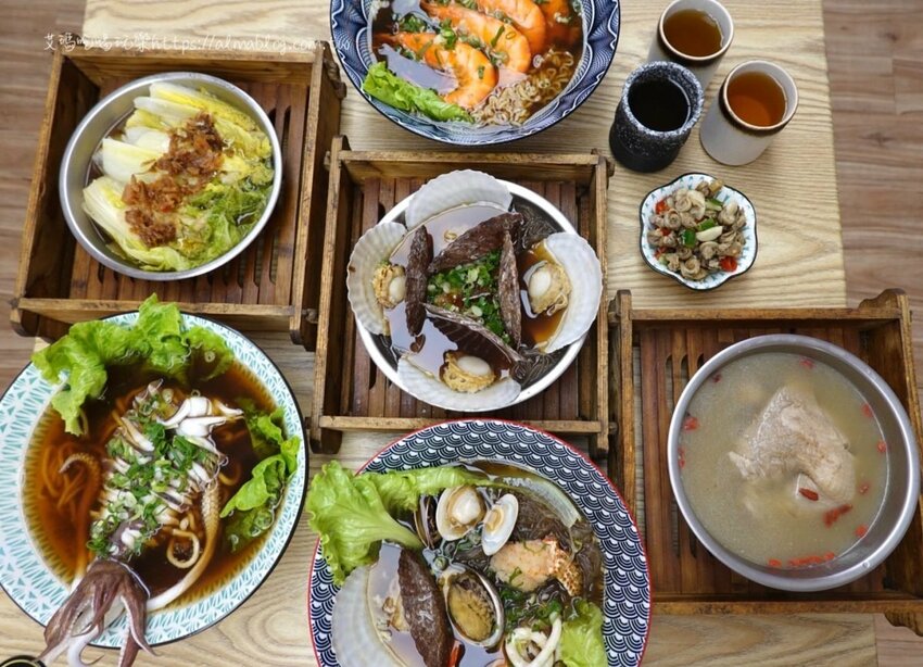 〖蒸愛炊〗旗津來的霸氣海鮮！打卡名菜“扇貝花”、20公分海大蝦、新推出“整尾大花枝 - 艾瑪▪ 享受吃喝玩樂札記