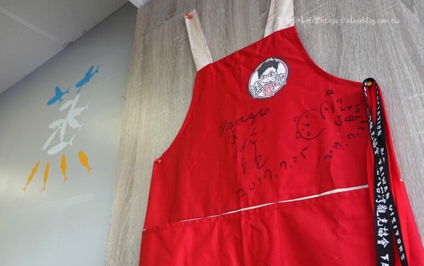 〖蒸愛炊〗旗津來的霸氣海鮮！打卡名菜“扇貝花”、20公分海大蝦、新推出“整尾大花枝 - 艾瑪▪ 享受吃喝玩樂札記