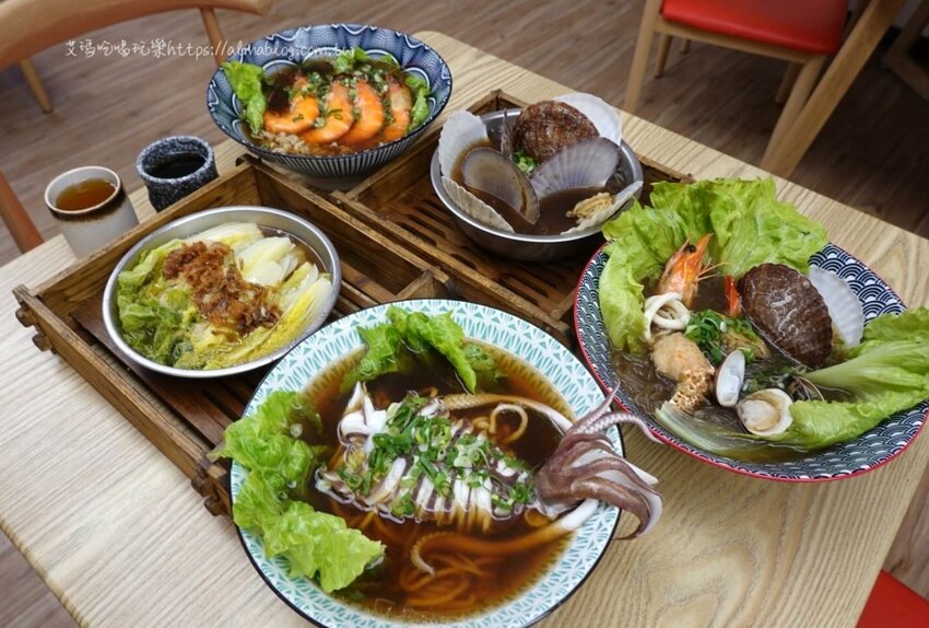 〖蒸愛炊〗旗津來的霸氣海鮮！打卡名菜“扇貝花”、20公分海大蝦、新推出“整尾大花枝 - 艾瑪▪ 享受吃喝玩樂札記