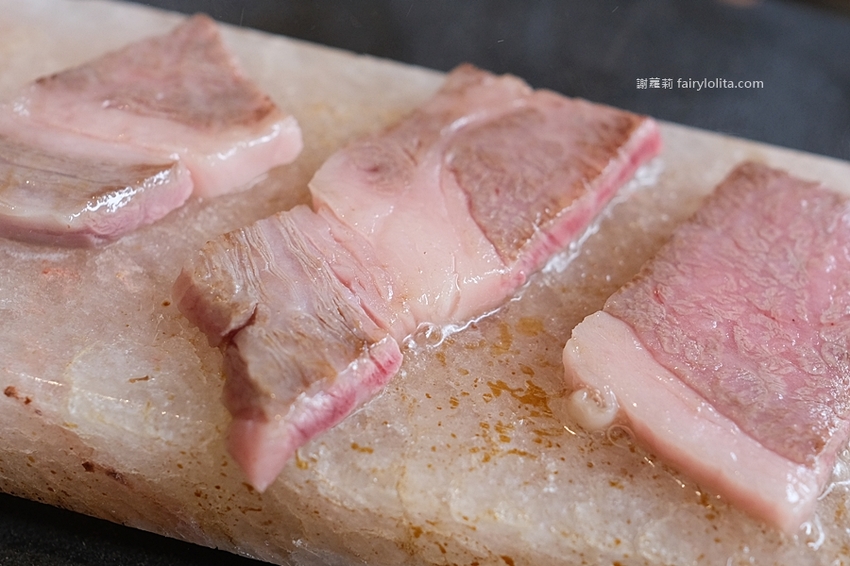 必吃巨型握壽司只要39元,一開幕就爆滿、憑文章點餐再送你免費帝王蟹!