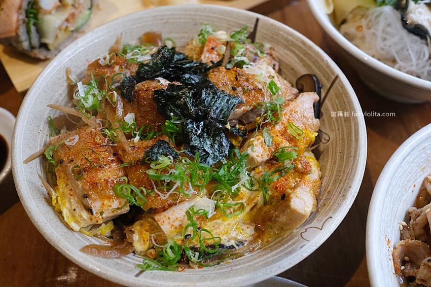 必吃巨型握壽司只要39元,一開幕就爆滿、憑文章點餐再送你免費帝王蟹!