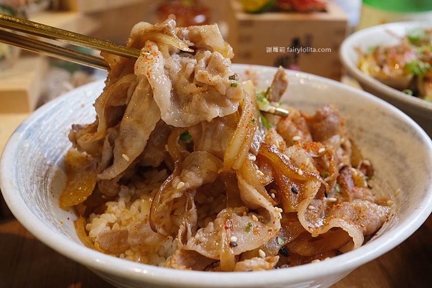 必吃巨型握壽司只要39元,一開幕就爆滿、憑文章點餐再送你免費帝王蟹!