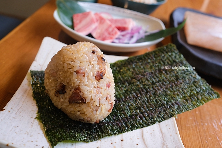 必吃巨型握壽司只要39元,一開幕就爆滿、憑文章點餐再送你免費帝王蟹!