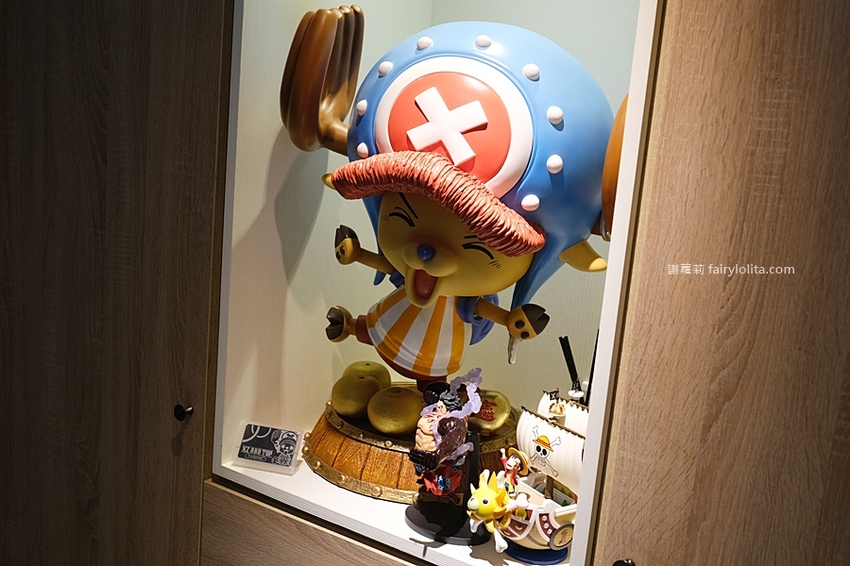 必吃巨型握壽司只要39元,一開幕就爆滿、憑文章點餐再送你免費帝王蟹!