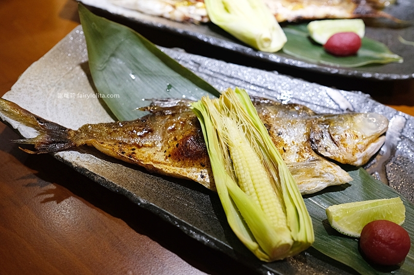 必吃巨型握壽司只要39元,一開幕就爆滿、憑文章點餐再送你免費帝王蟹!